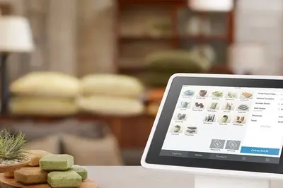 Kreative Verwendung von Touchscreen-Technologie in Kunst und Design